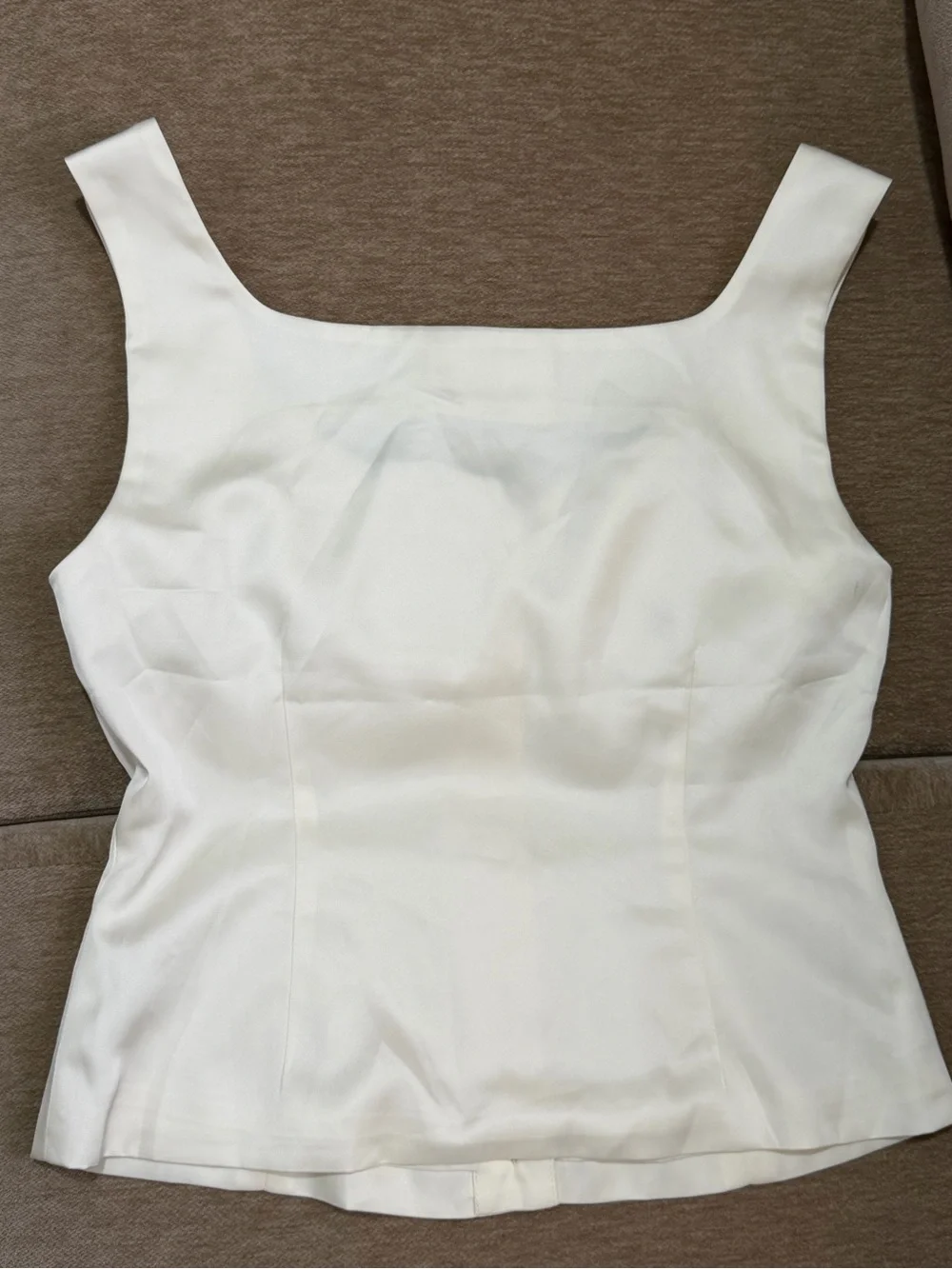 Commense Button Tank - Picture 3 of 4